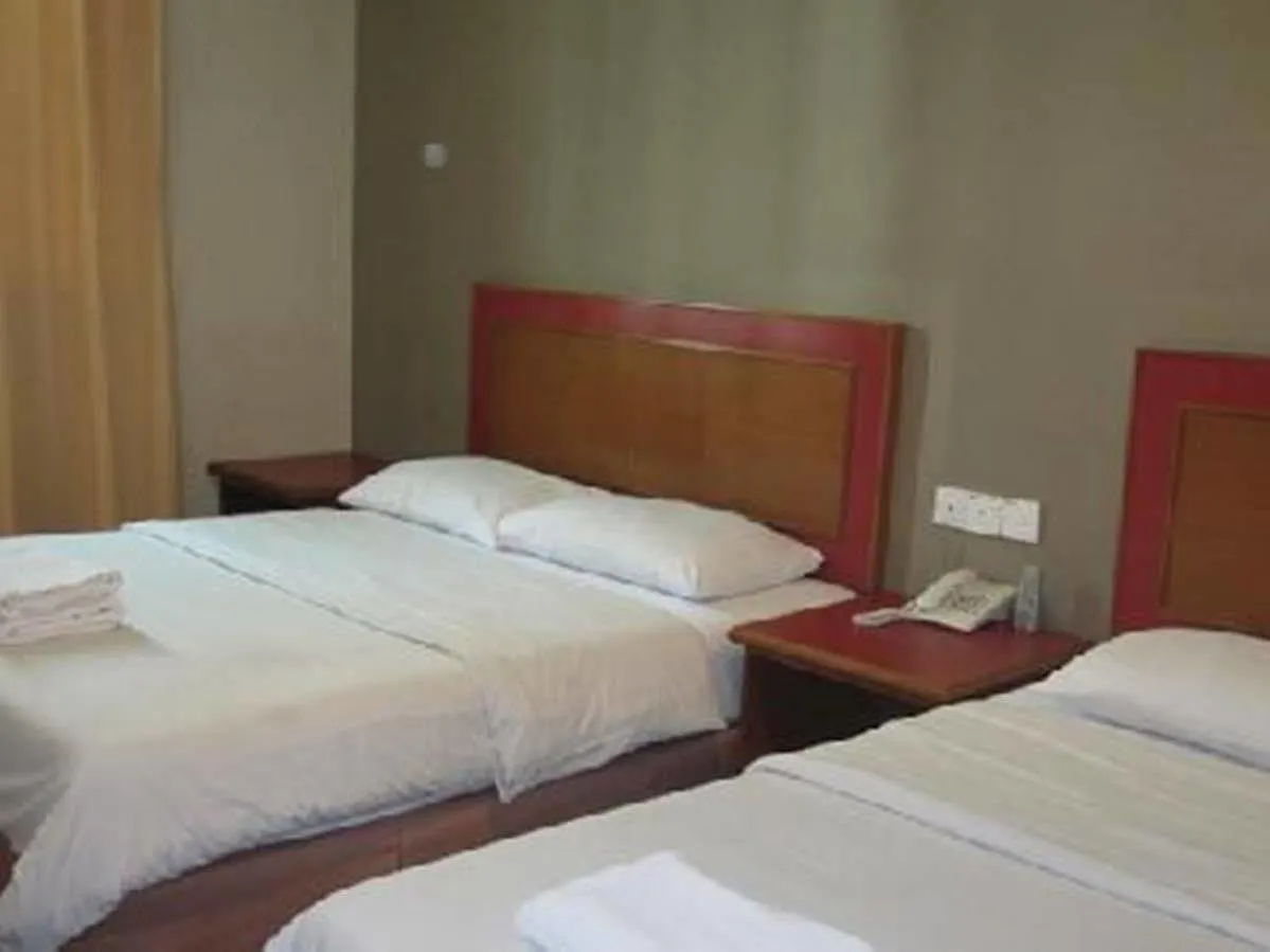 Seri Borneo Hotel Kota Kinabalu 2*,